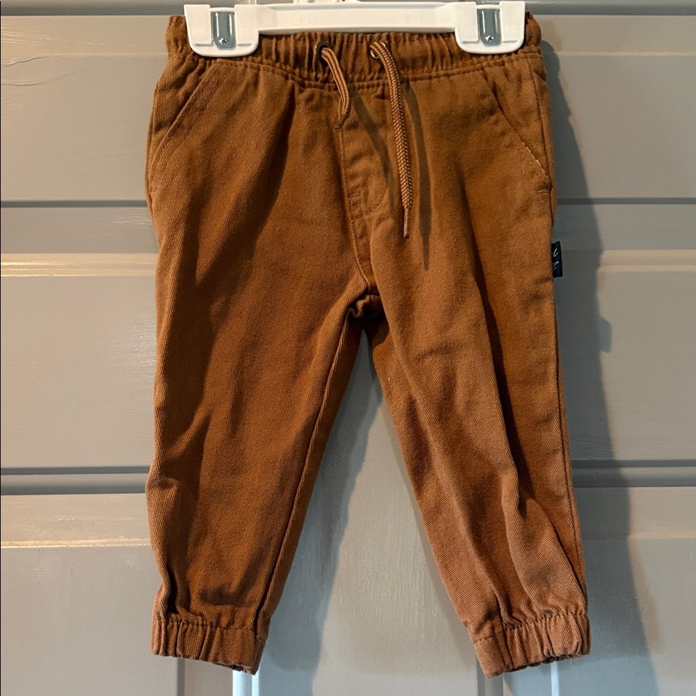 Cozy Kids Jogger Pants in Warm Brown
